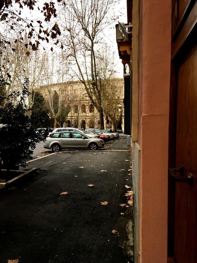 Dolce Casa Colosseo Rom Exterior foto